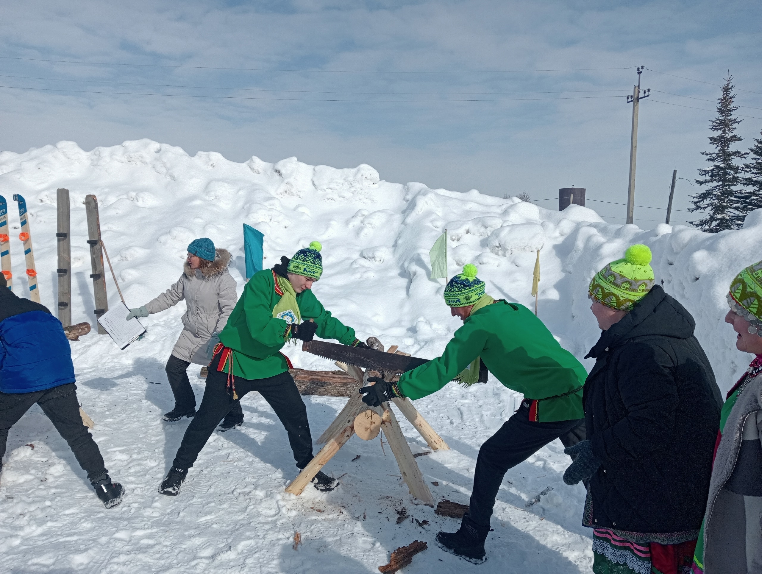 Фестиваль республикаысь пӧртэм калыкъёсты огазеяз