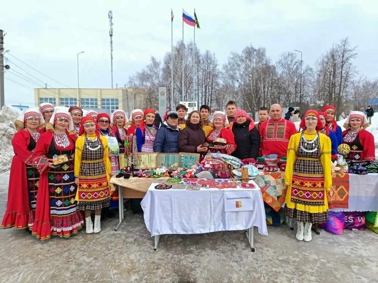 Ансамбльёс но кибашлыос фестивале вуылӥзы