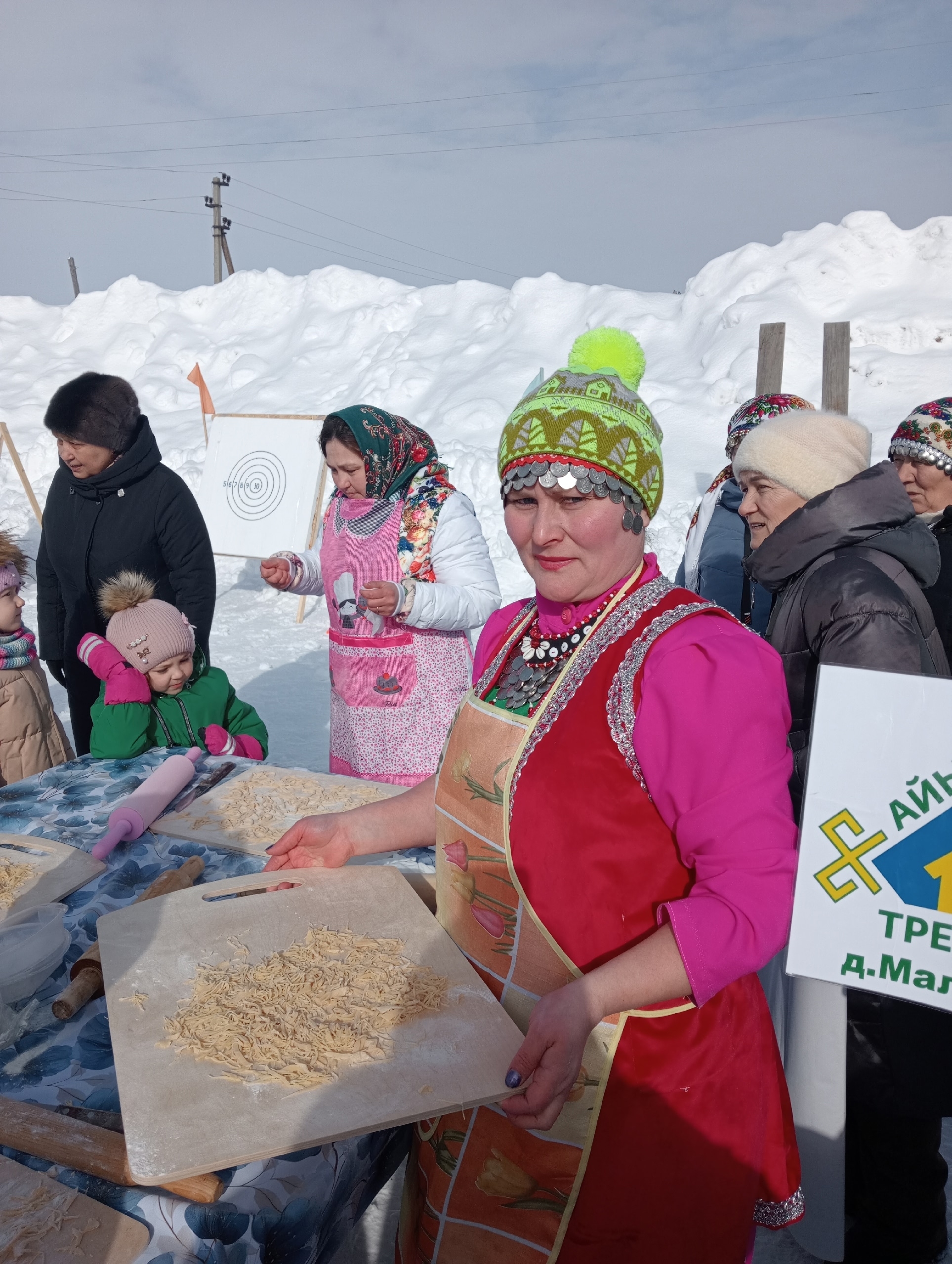 Фестиваль республикаысь пӧртэм калыкъёсты огазеяз