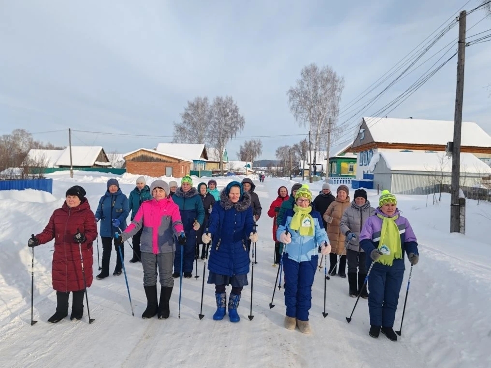 Зимний спортивный праздник в Бальзюге: скандинавская ходьба объединила поколения