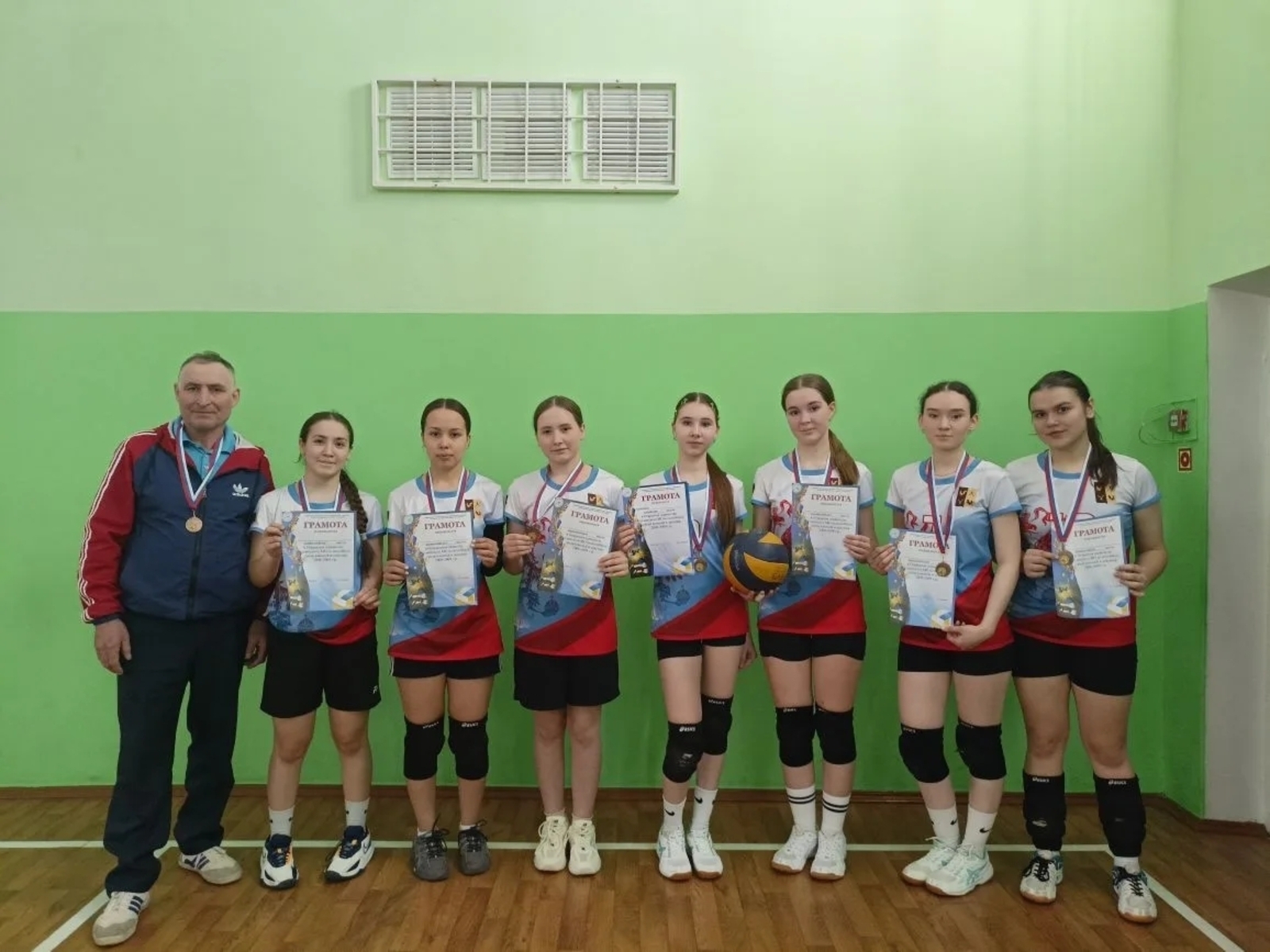 Татышлыос - Куеда ёрослэн волейболъя первенствояз