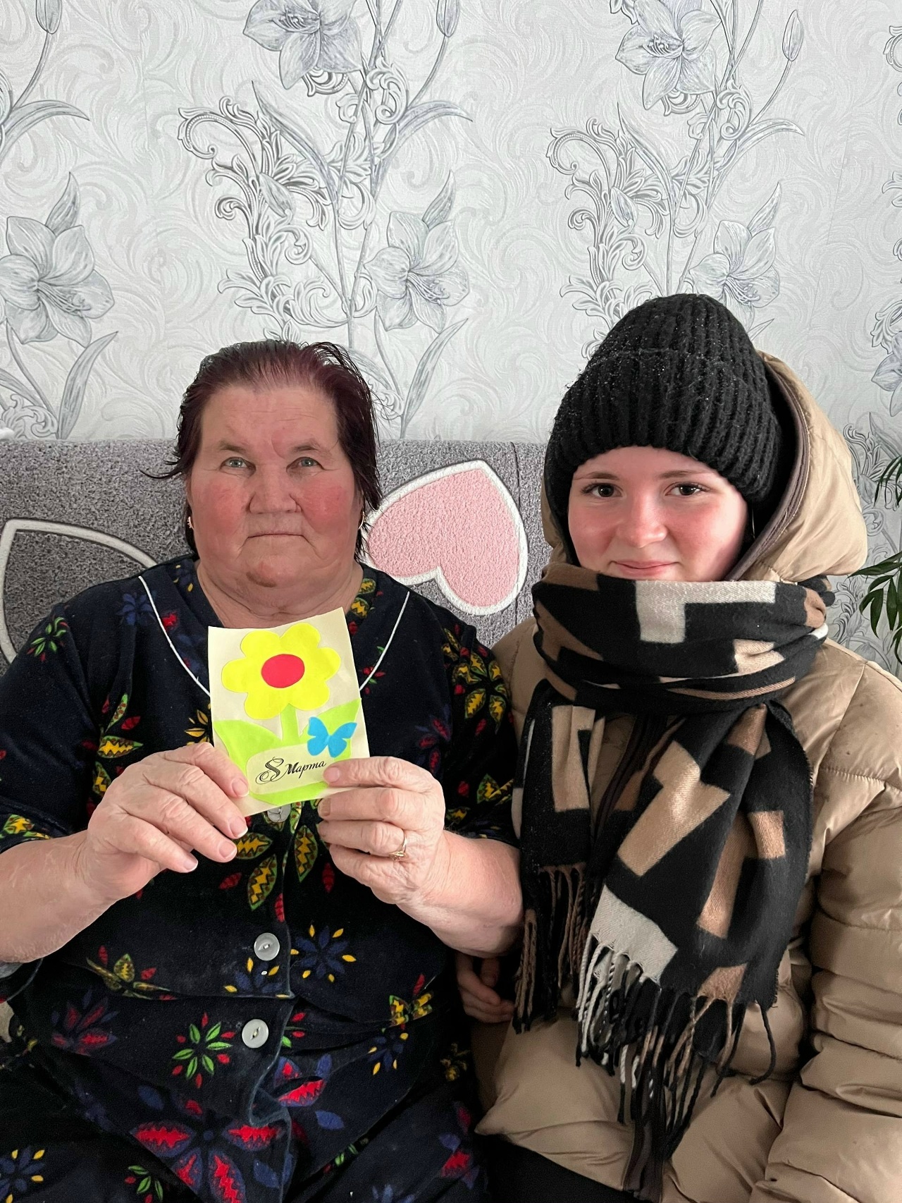 Нылпиослэн открыткаоссы кышномуртъёсты шумпоттӥзы