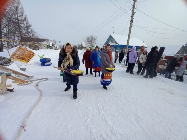 Гуртоос шулдыр но яркыт тулысэз пумитазы