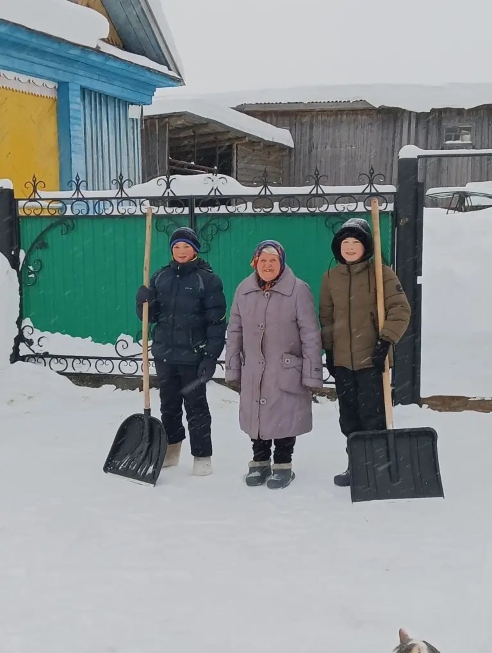 "Снежный десант" лымыен нюръяське