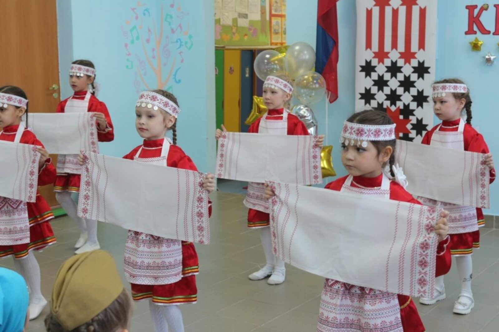 Нылпи садэ ветлӥсьёсты конкурсэ пыриськыны ӧтё