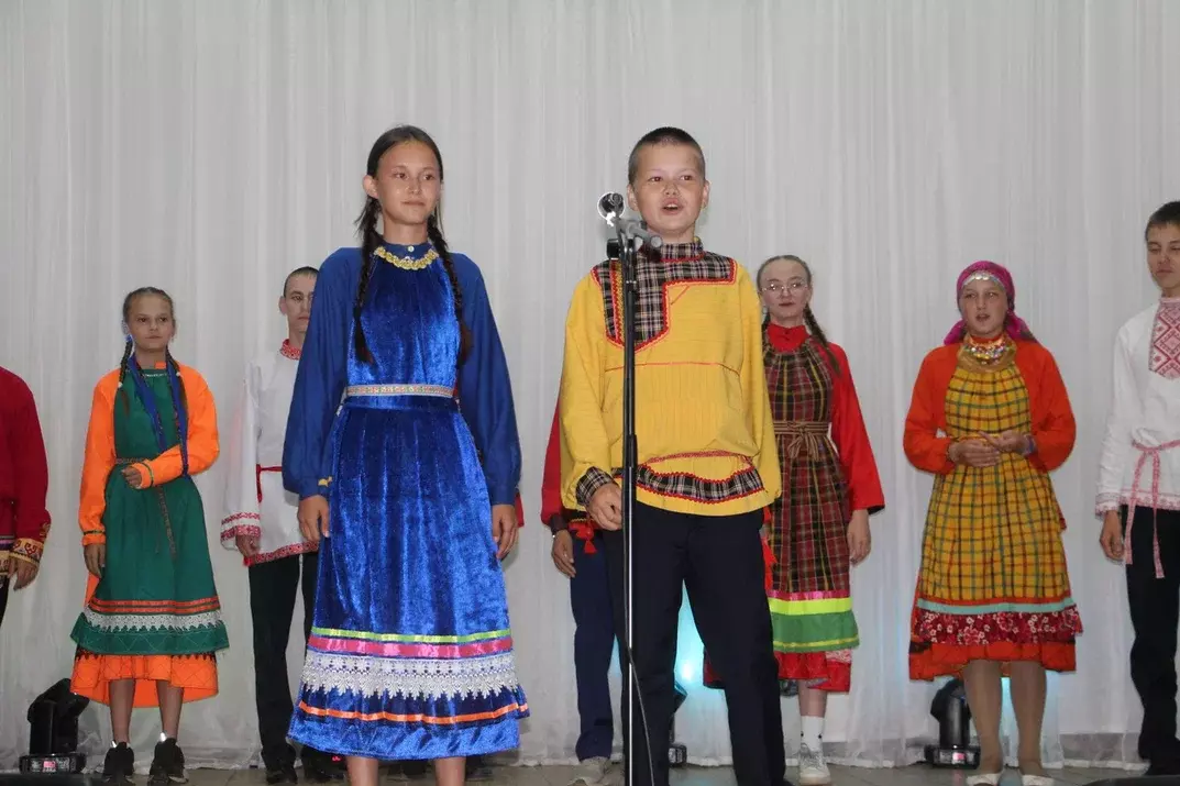 "Усточикарысь" нылпиос концерт возьматӥзы