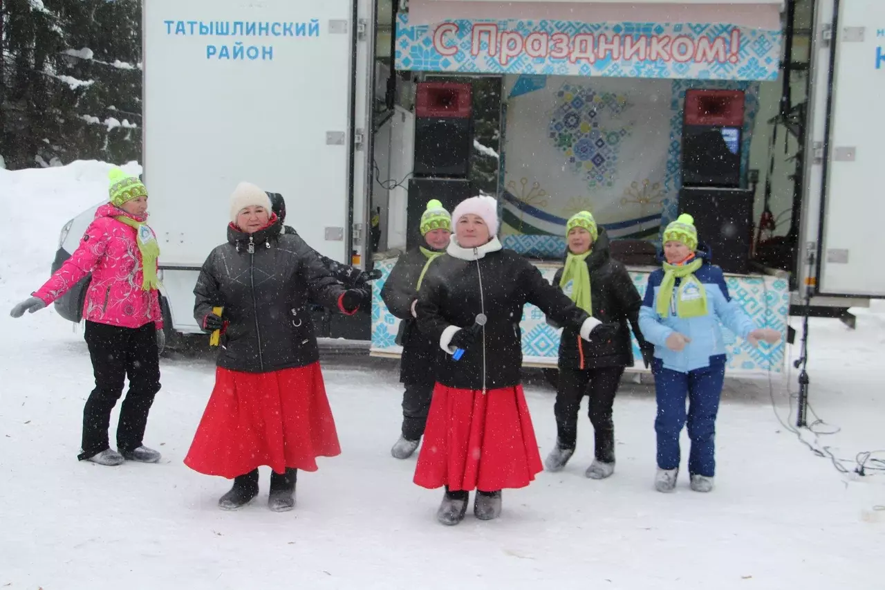 Куас сюрес вылэ трос калык потӥз