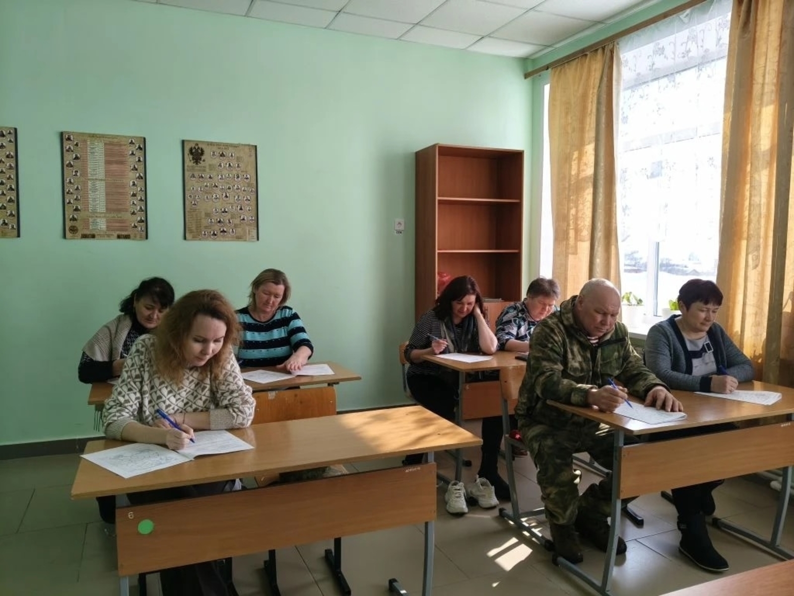 Анай-атайёс ВПР гожтӥзы