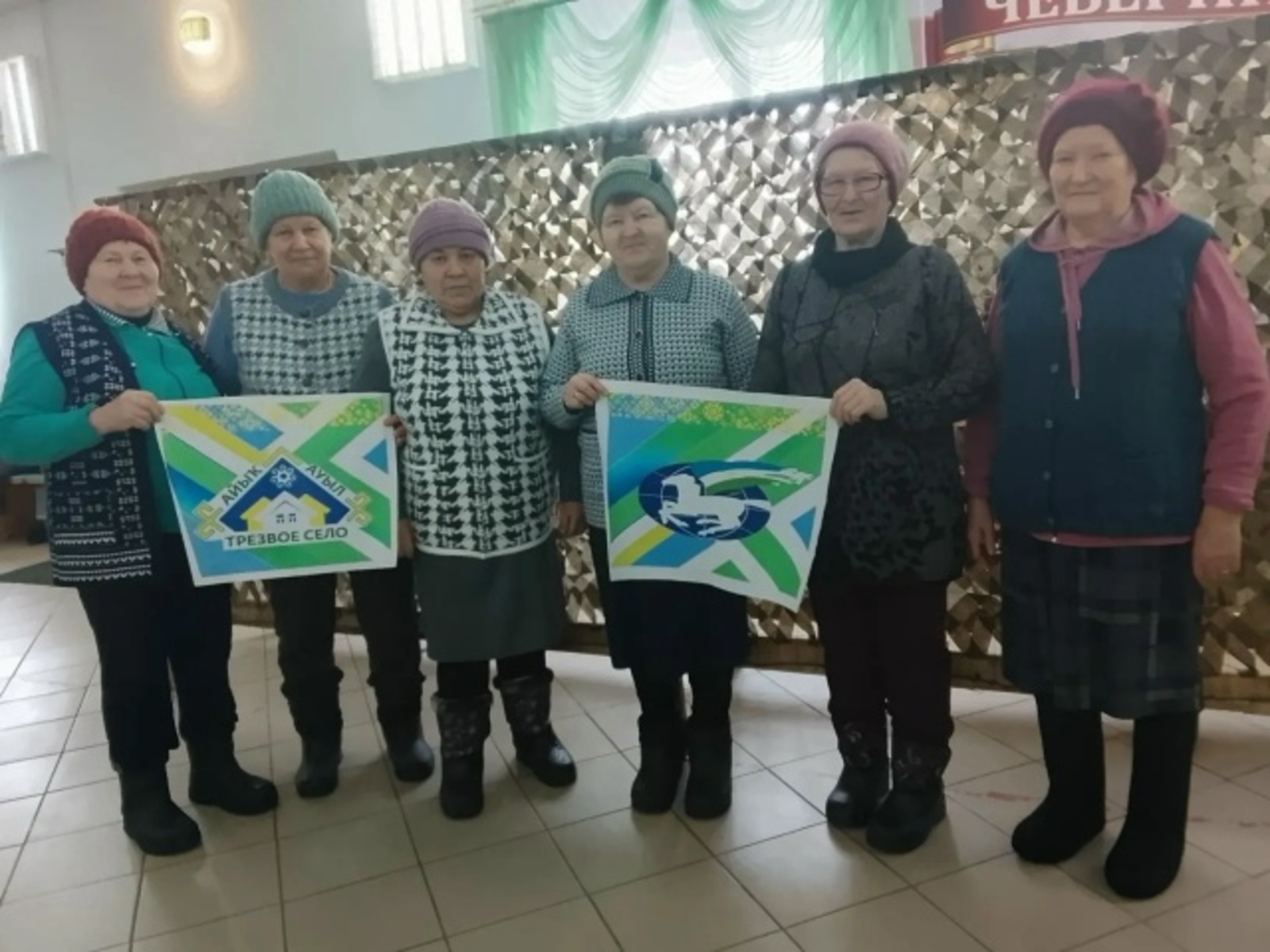 «Работаем ради парней»: как в Старом Варяше плетут сети, спасающие жизни