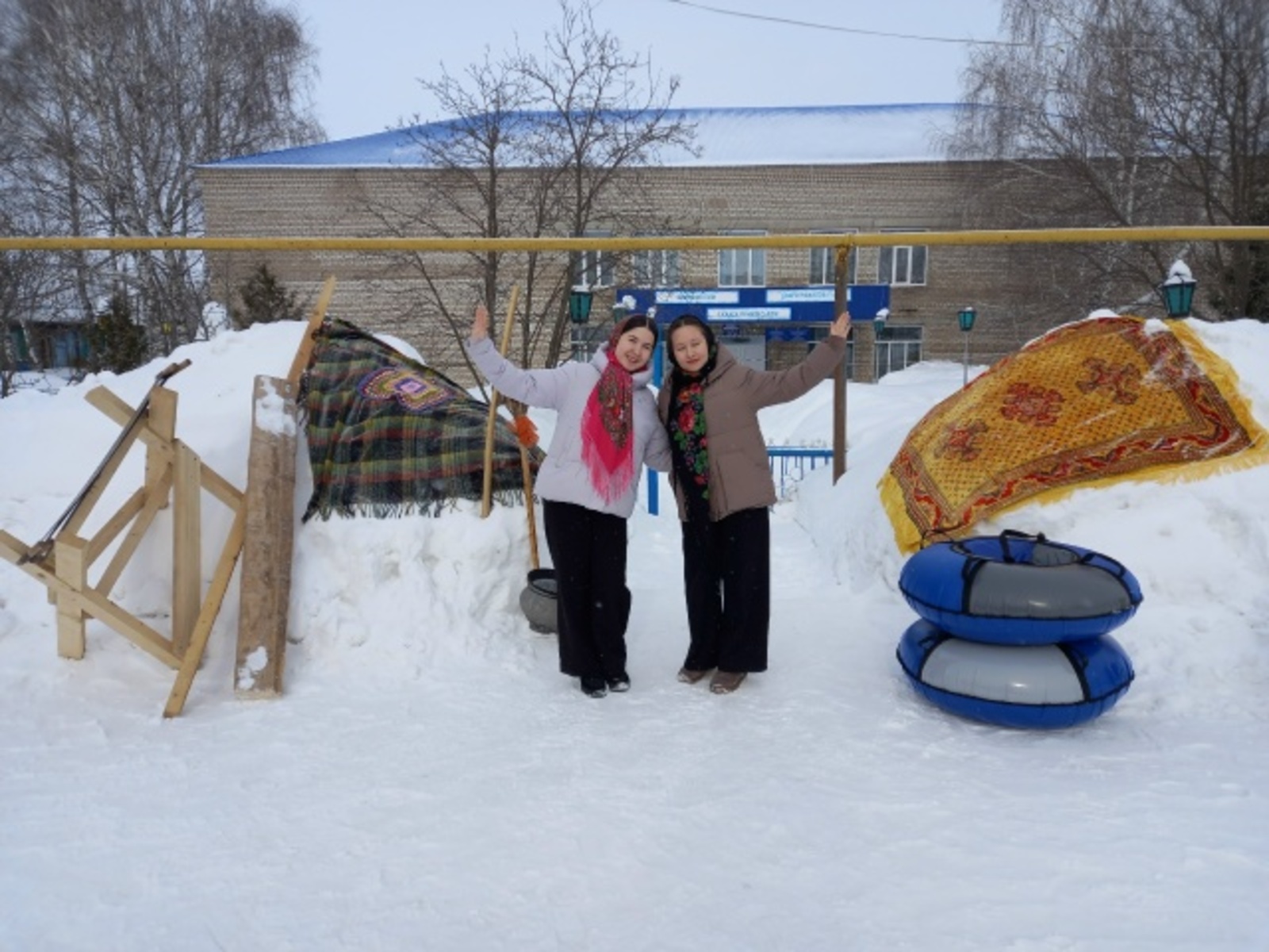 Гуртоос шулдыр но яркыт тулысэз пумитазы