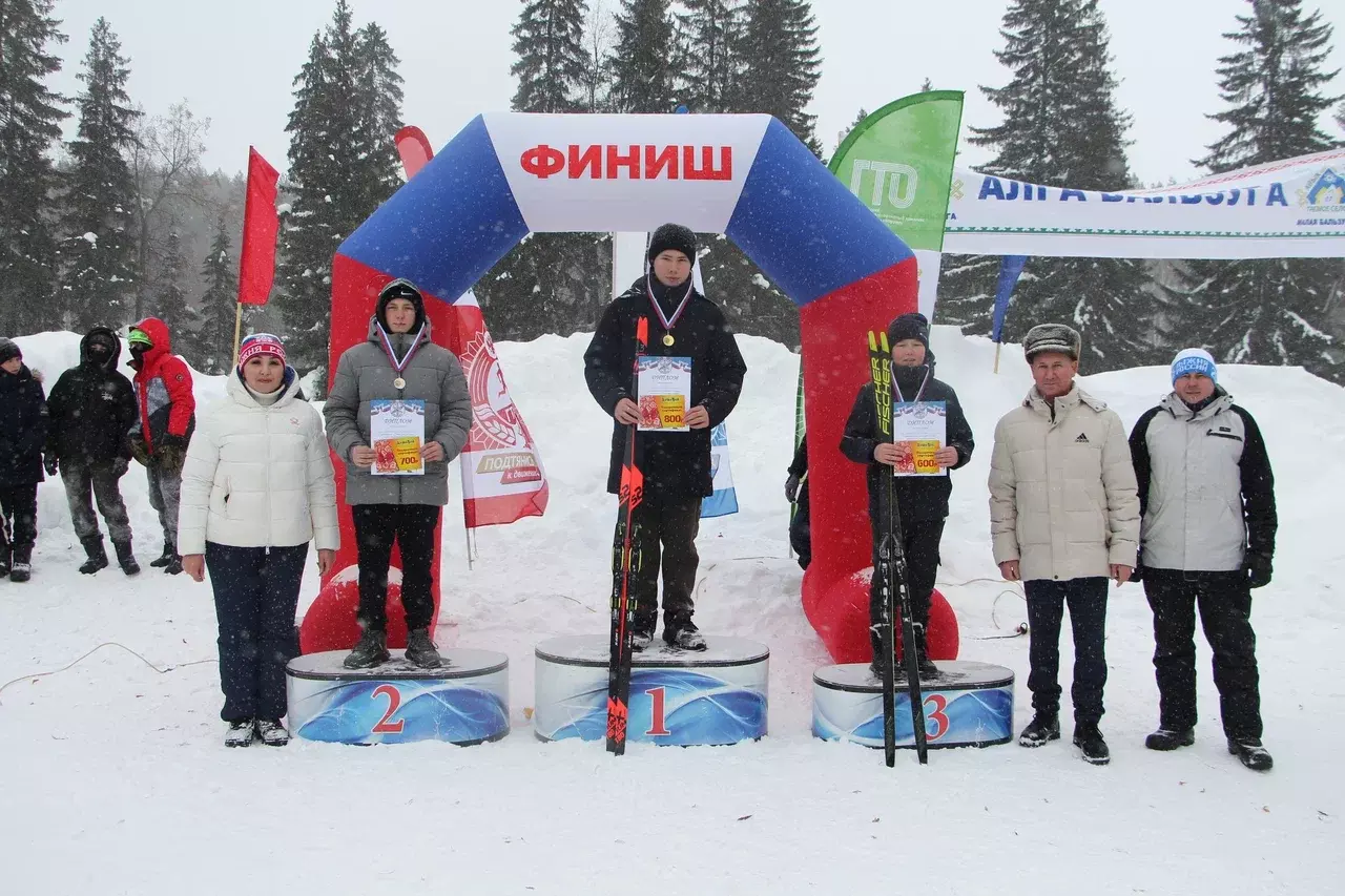 Куас сюрес вылэ трос калык потӥз